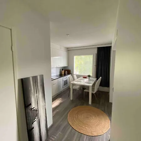Апартаменты Modern Apartment- Great Equipment - Smart Tv -fast Wifi, Close To The Center